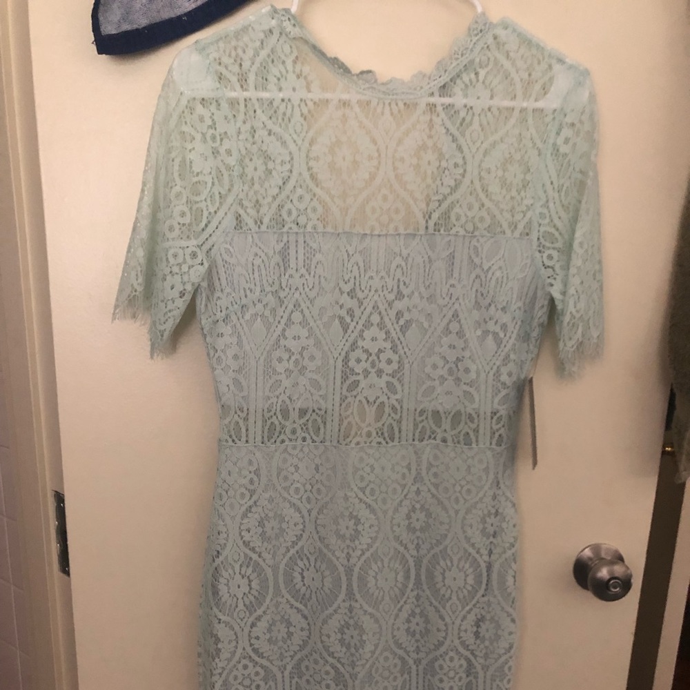 Lulus lace dress